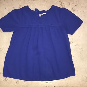 Professional Top (NO STAINS just the camera flash)